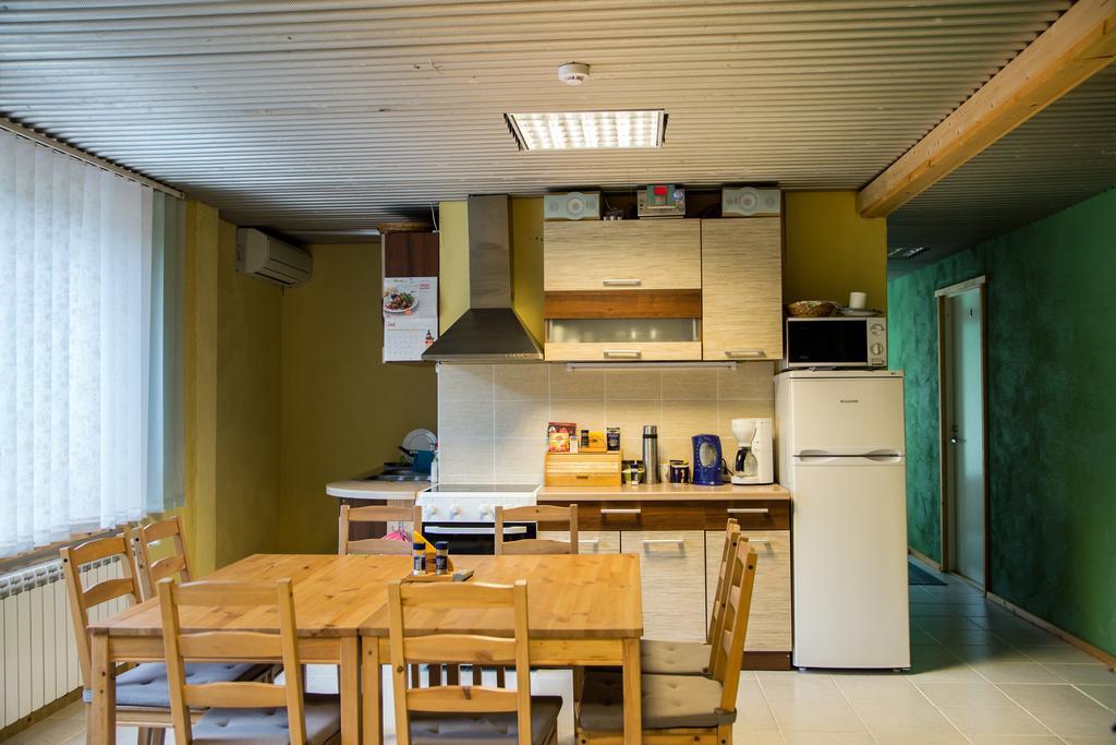 Puuna Oeoemaja B&B Vihterpalu Habitación foto